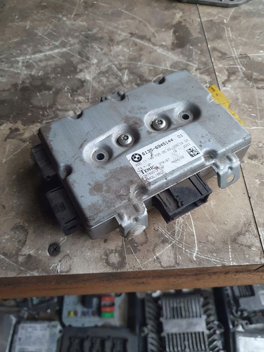 sterownik moduł drzwi lewy przód 6945144 bmw