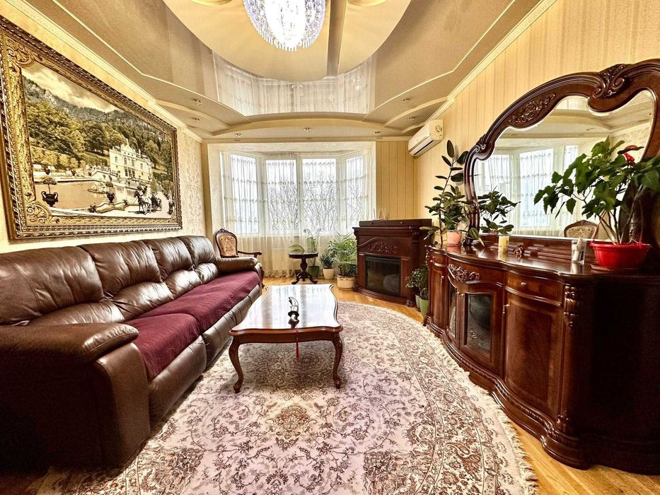 Оренда квартири  5 кімн.,ЖК Празький, пров. Софіївський 17/25