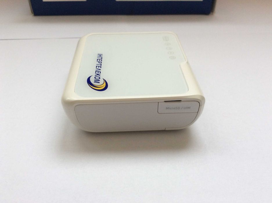 Wi-FI роутер 3G модем Avenor 500 V-RE500