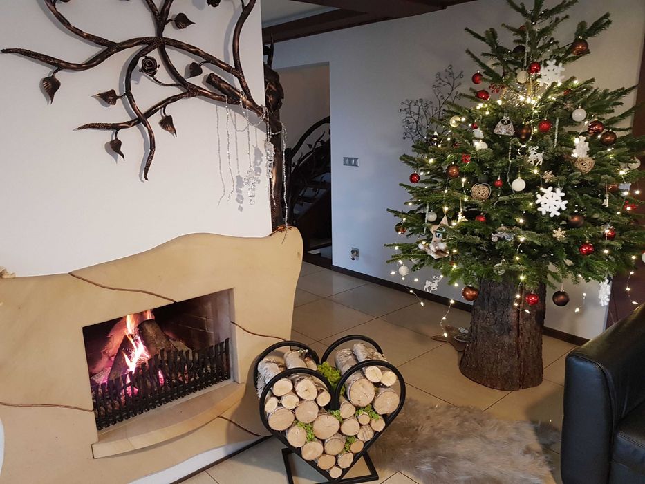 Stojak na drewno kominkowe serce metalowy loft