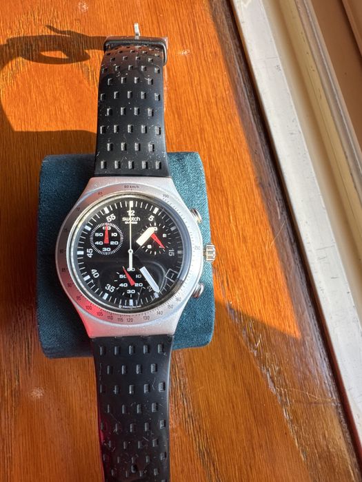 Relógio Swatch modelo IRONY