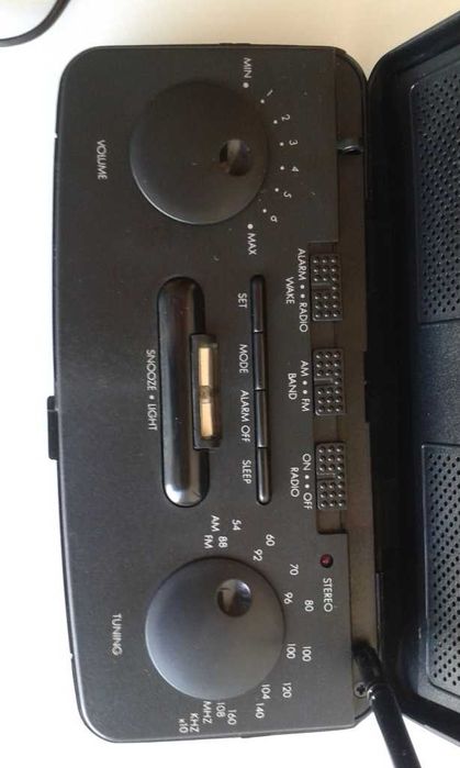 Rádios Portáteis e Relógios horários