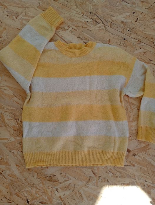 Sweter damski paski