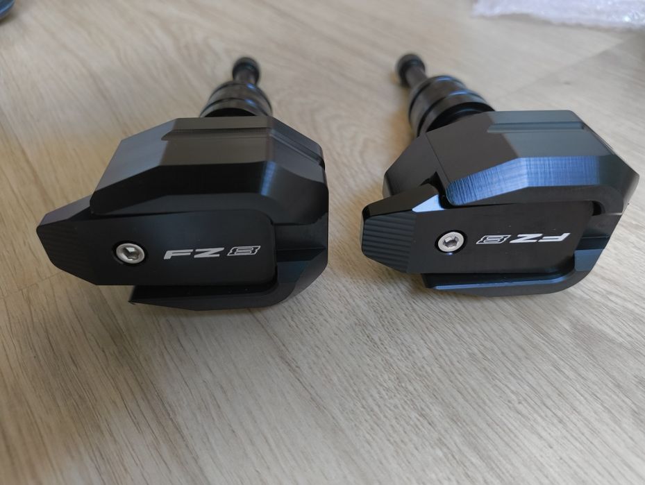 Cogumelos proteção Yamaha FZ8