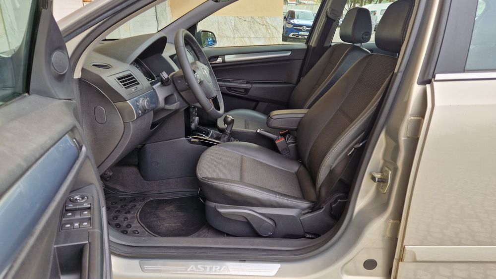 Opel Astra 1.7 CDTi Edition | Apenas 195.000 KM