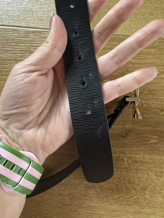 Czarny pasek Calvin Klein 90 cm, z logowana, srebrna klamra