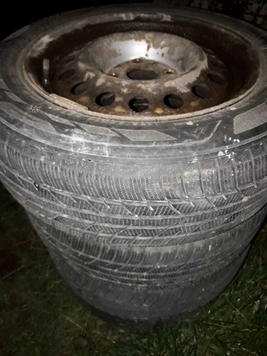 4 Opony zimowe Zeetex 14" wzmacniane z felgami