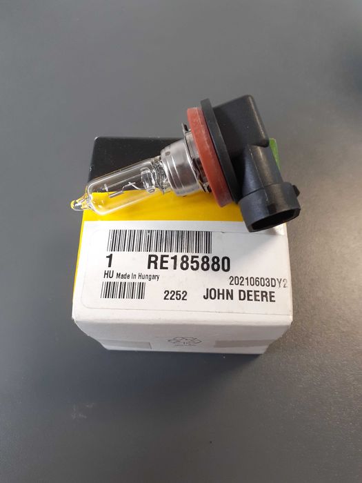 Żarówka halogenowa H9 John Deere RE185880