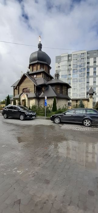 В центрі міста подобова , погодина оренда смарт-квартира ( студія)