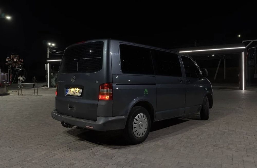 Volkswagen Caravelle t5 (transporter 5) 2008