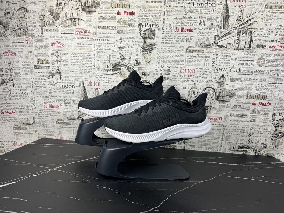 Оригінал Розмір 45 Кросівки Hoka One One Solimar Wide Взуття