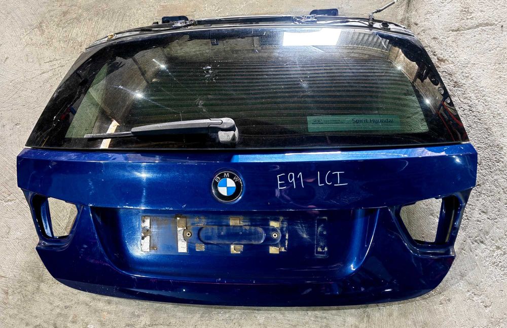 Tampa da mala BMW E91 serie 3 lci