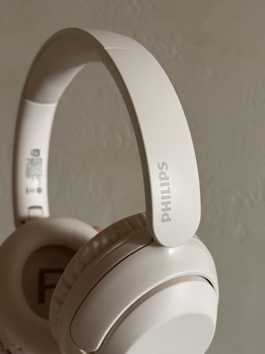 Навушники Philips V6.0