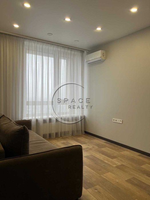 Продаж 1-кімнатної квартири в ЖК Славутич - Зарічна 2