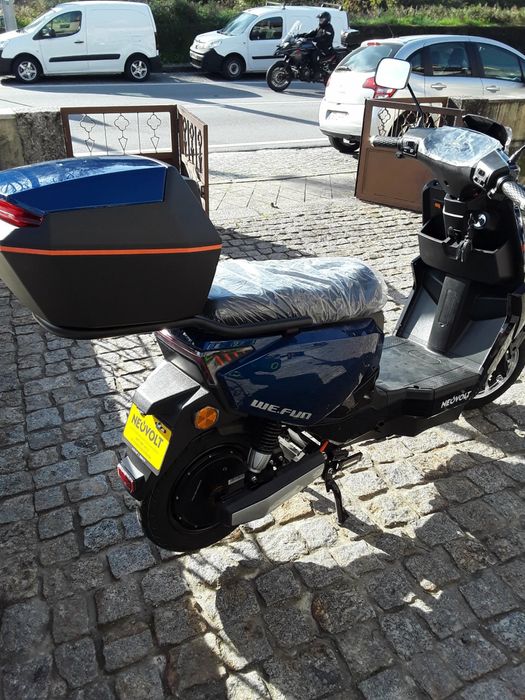 Scooter Eleteica Neovolt