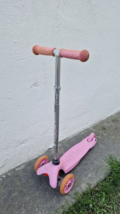 Hulajnoga dla dziewczynki