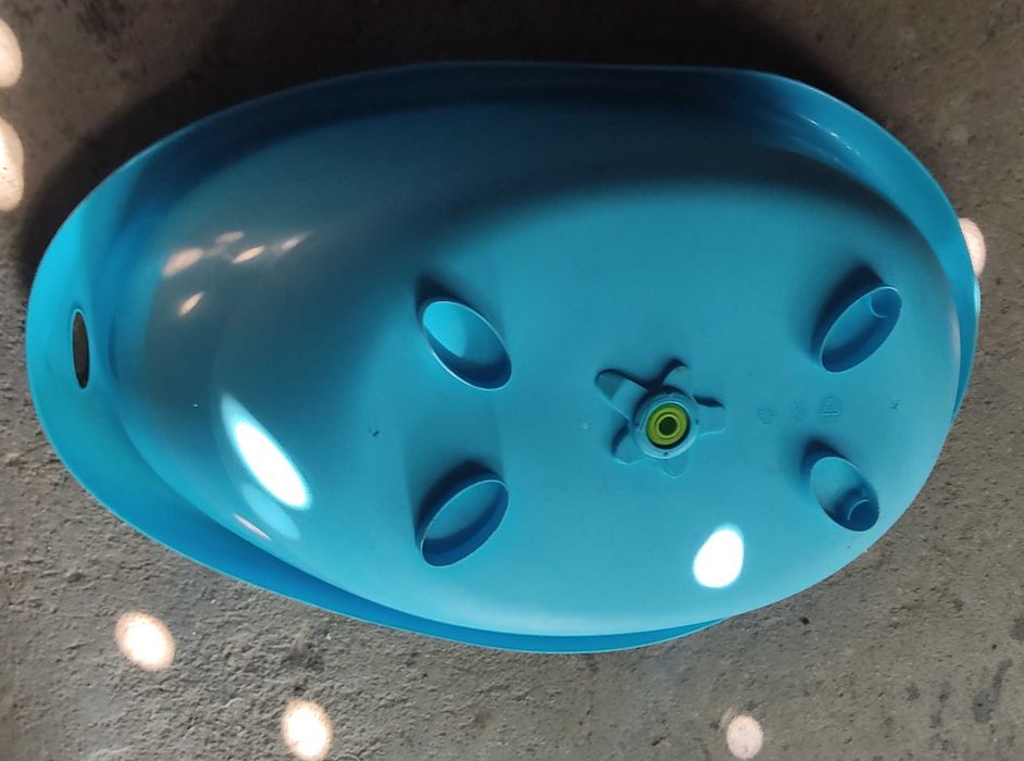 Banheira de bebé com suporte
