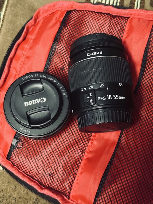 Canon EOS 4000D (два обʼєктиви)