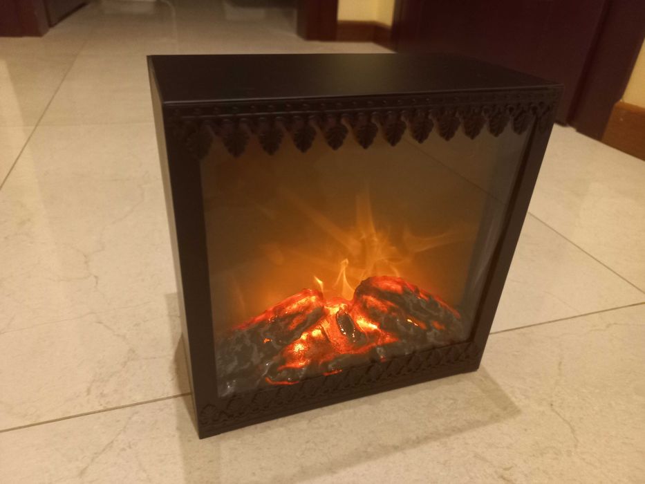 Sztuczny kominek do pokoju na biurko