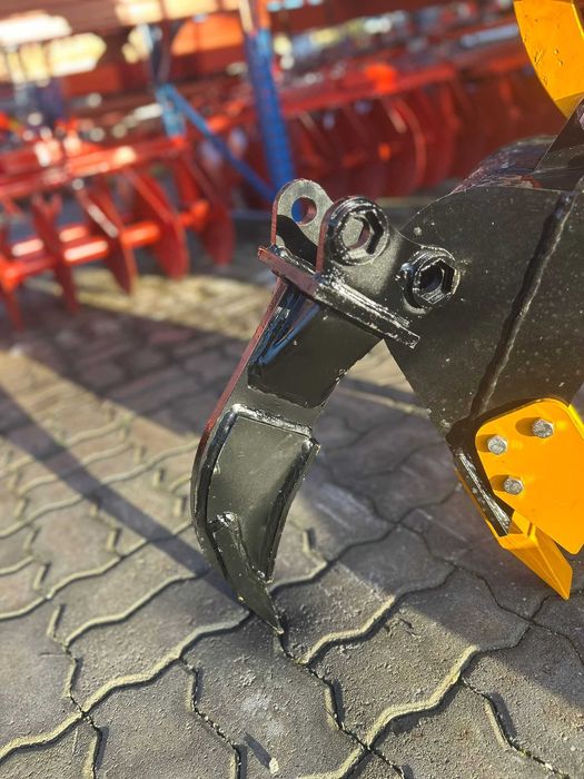 Ripper Maciço para Mini Giratórias HT12 – 200€ (IVA incluído)