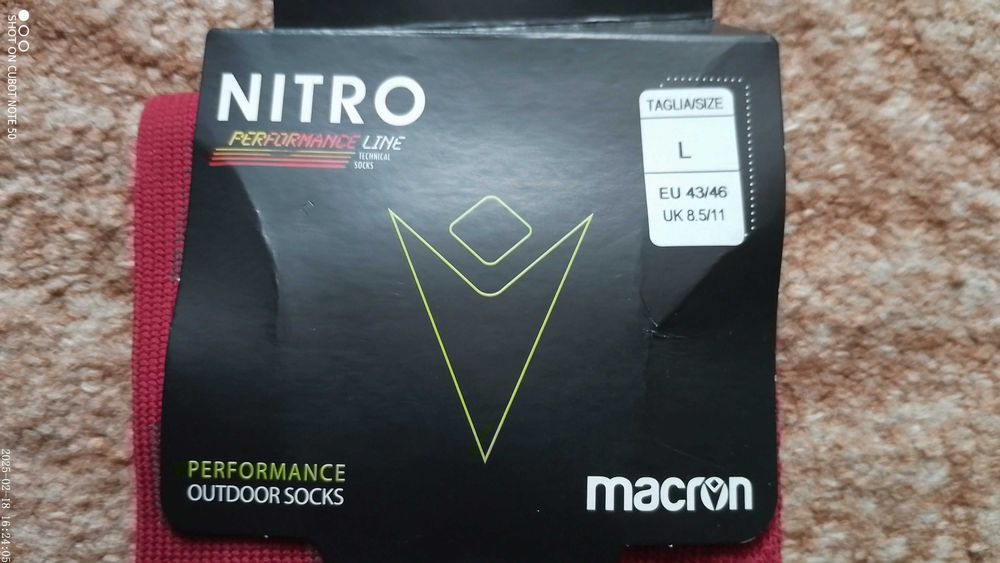 Getry piłkarskie Macron Nitro 43-46 nowe