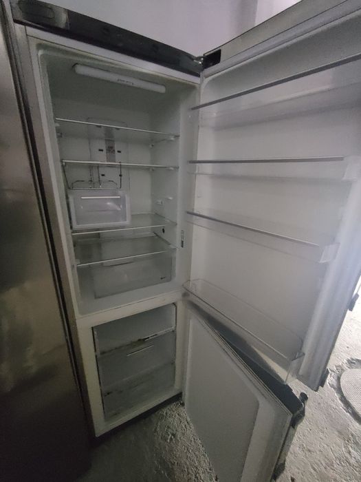 Frigorífico Hotpoint Cinzento