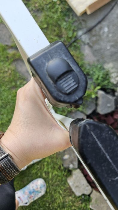 Bramka zabezpieczającą na schody dla dzieci