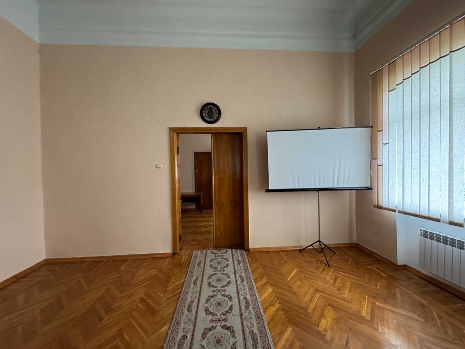 Офісне приміщення в центрі, вул. Гоголя