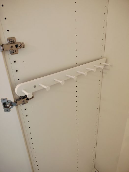 Roupeiros IKEA brancos