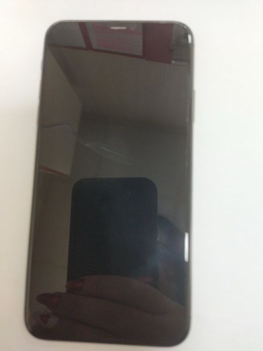 Продам Iphone 11 pro max на 256 gb
