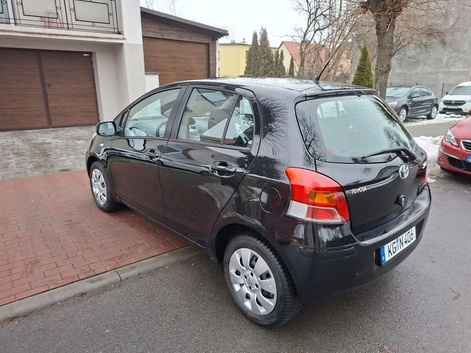 Toyota Yaris Benzyna