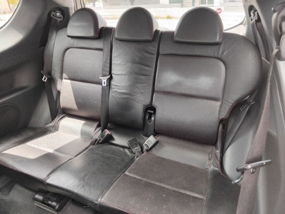 Mitsubishi Colt — fotografia 5