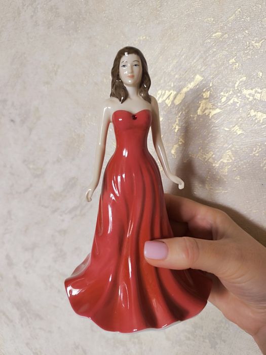 Royal Doulton фарфоровая статуэтка