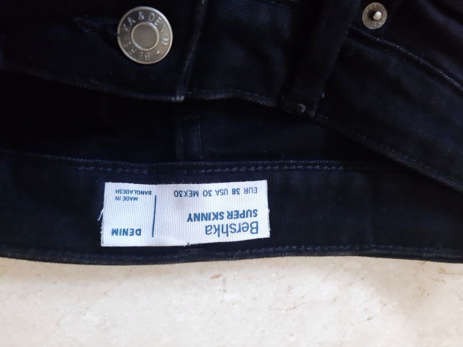 Calças pretas homem