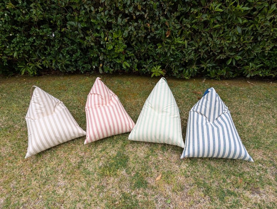 Almofada / Puffs de praia ou jardim TENHO MAIS PADRÕES veja todas as fotografias