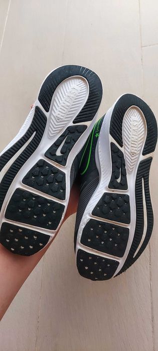 Кроссовки adidas