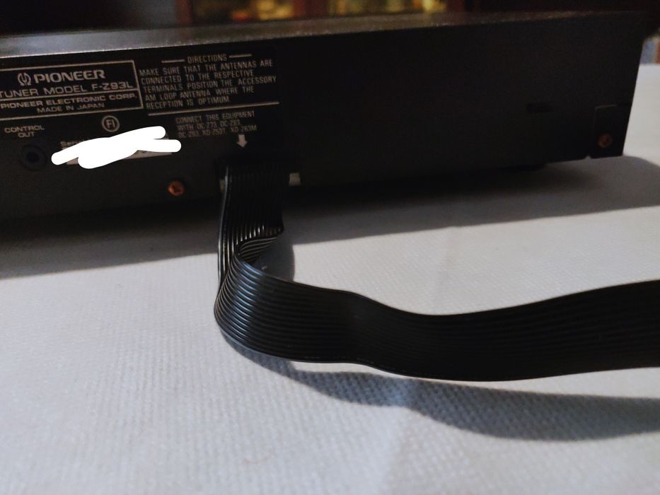 Pioneer - FM/AM Digital Synthesizer Tuner F-Z93L64286248123267121