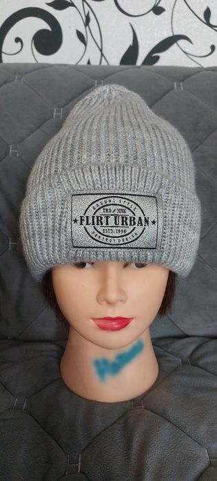 Шапка женская серая меланж на флисе зимняя