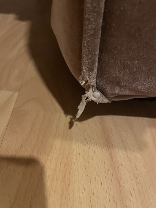 Vende- se Sofá Area Store - Modelo Amelie