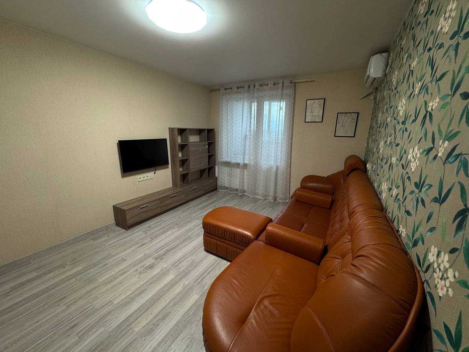 Продам 2К квартиру Ярославичі 1