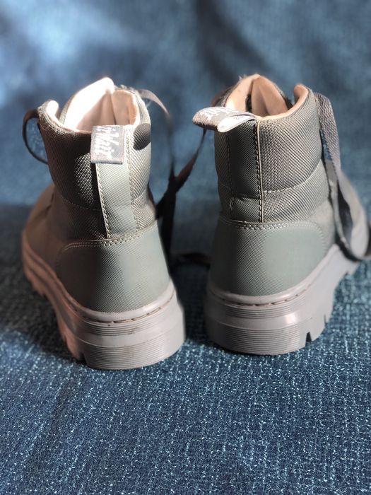 жіноче взуття DR. Martens