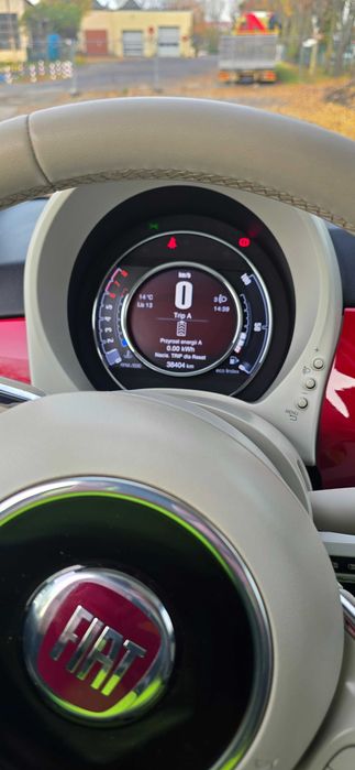 FIAT 500 Hybrid Dolcevita