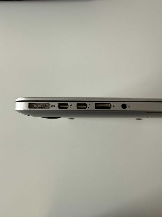 MacBook Pro Retina 15" Mid 2014 i7 2.8GHz 16GB + Mala + Rato