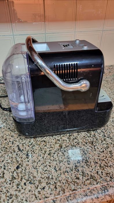 Máquina Café Capsulas Lavazza