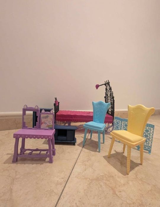 Castelo da Barbie com acessórios