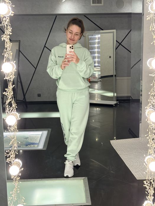 Неймовірно гарний спортивний костюм Victoria’s Secret