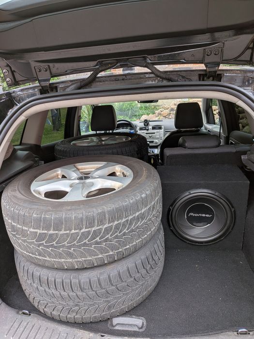Ford Kuga Titanium 2,5 turbo 4x4  benzyna