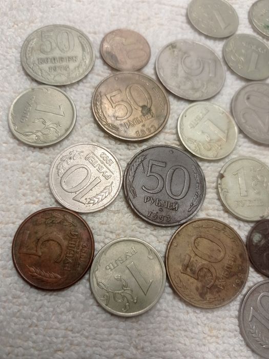 Продам монеты...