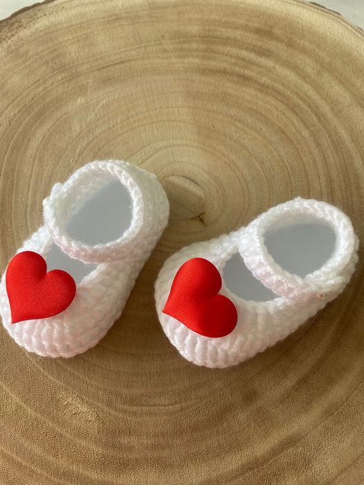 Sapatinho de crochê bebê