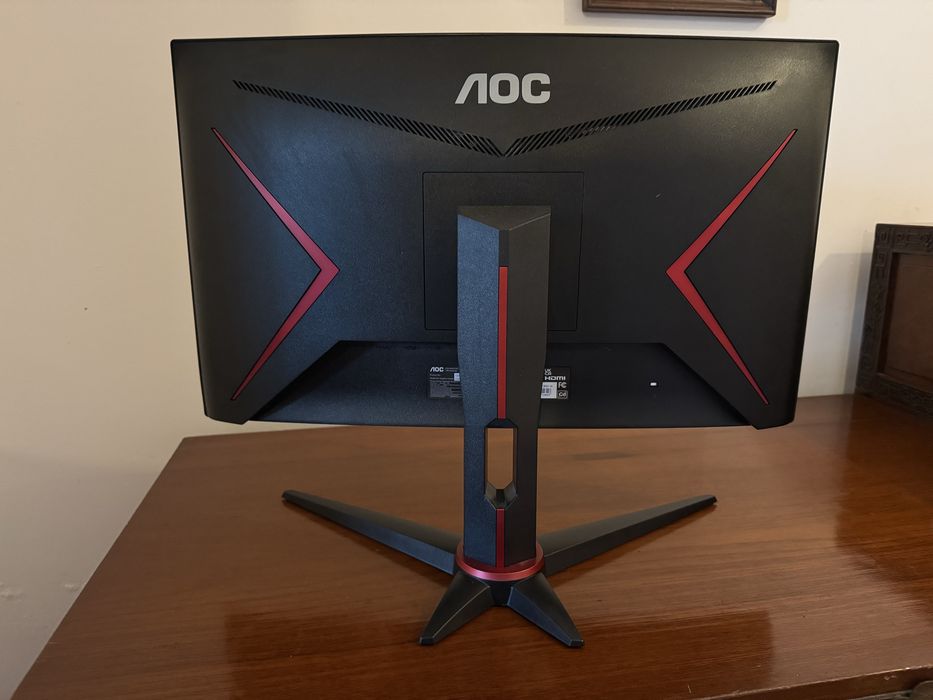 Monitor Gaming Curvo AOC 24" 165Hz 1ms (C24G2AE)